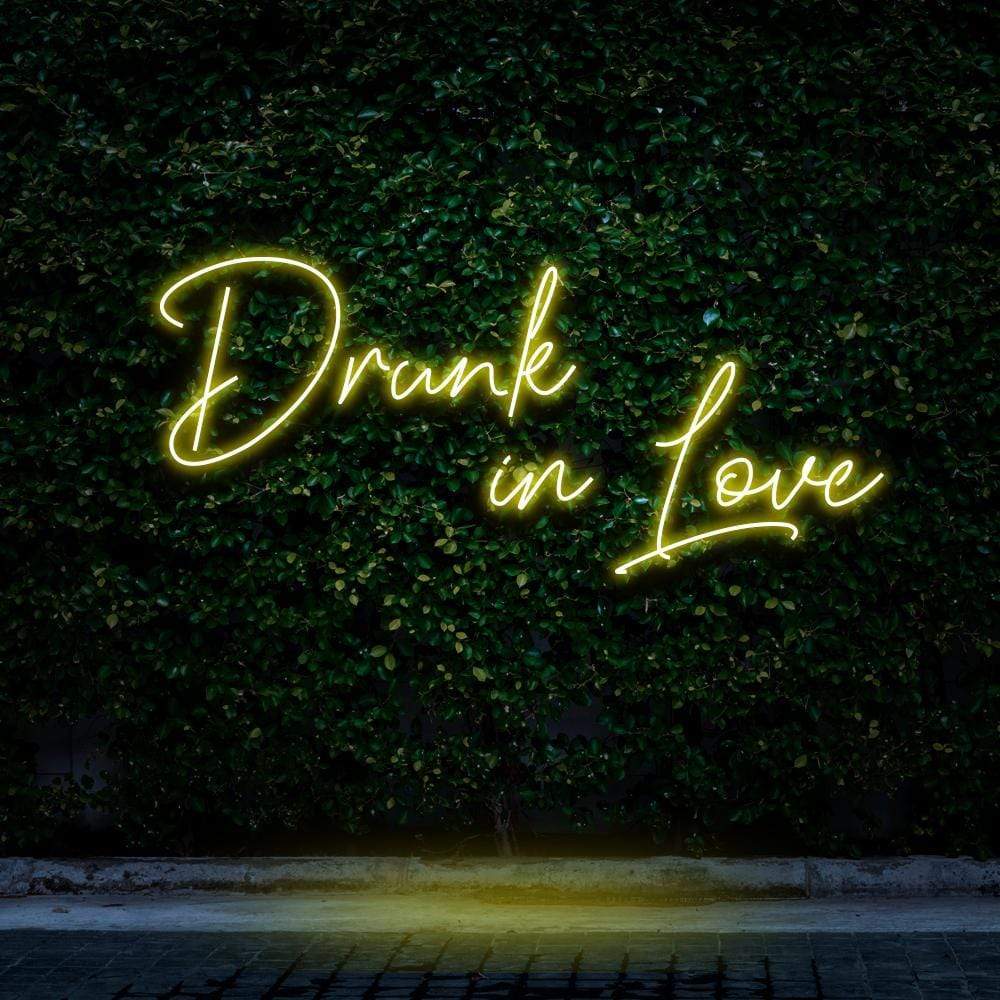 Drunk In Love Custom LED Neon Sign – Custom Wedding Neon Decoration