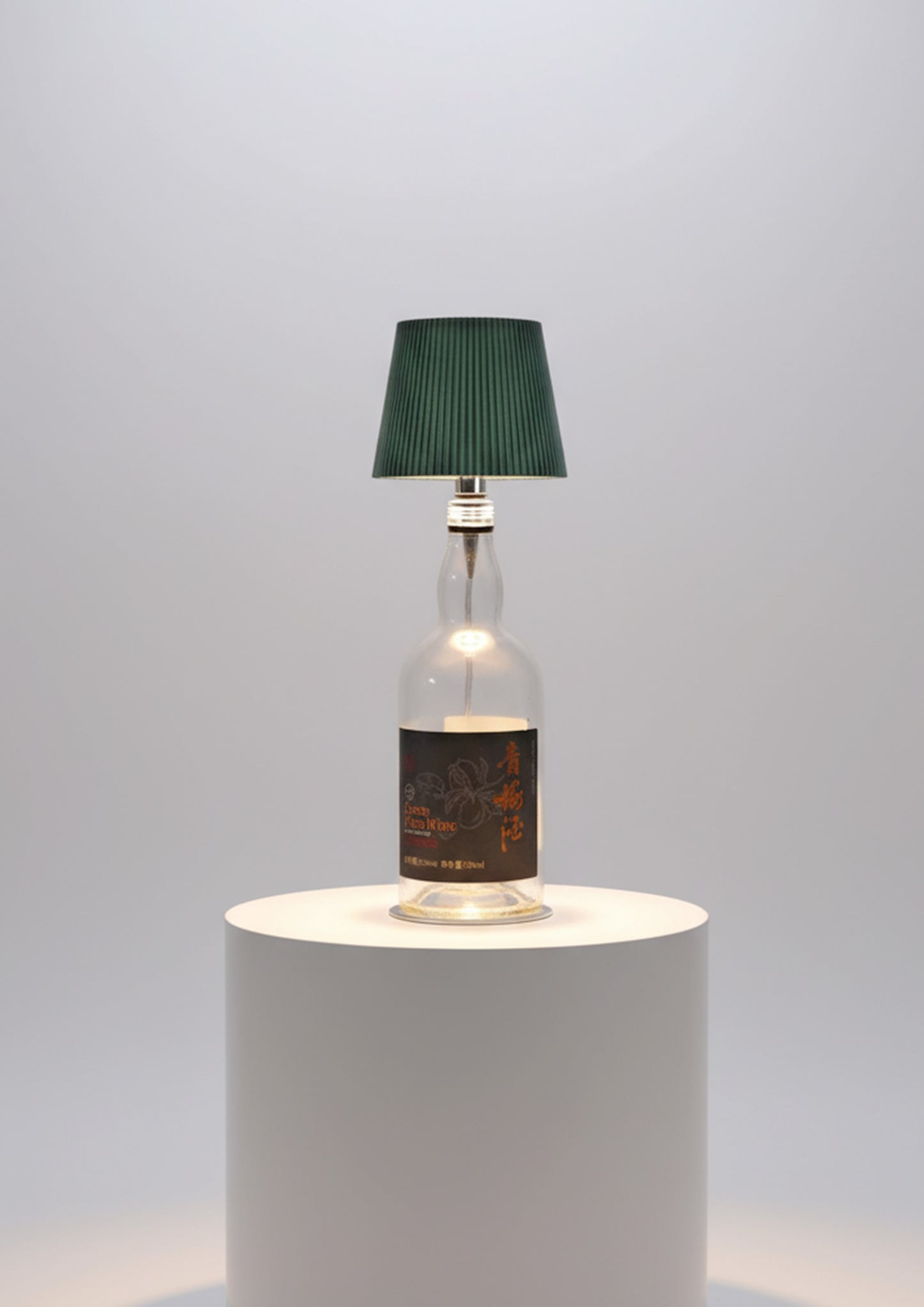 Wireless Bottle Table Lamp Touch Control With Three Colors